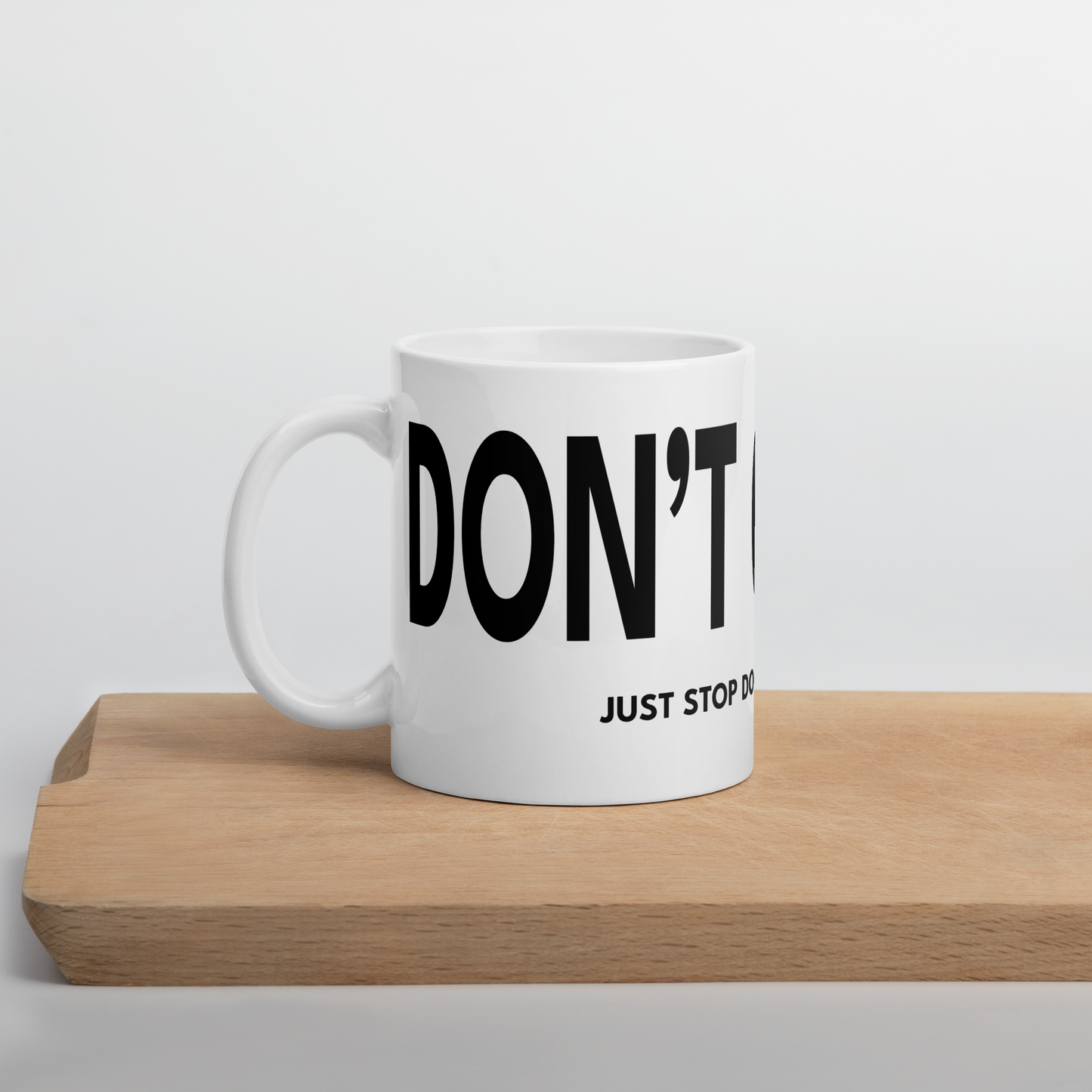 "Don't Give Up – Bold Motivational Mug (Wraparound Design)"