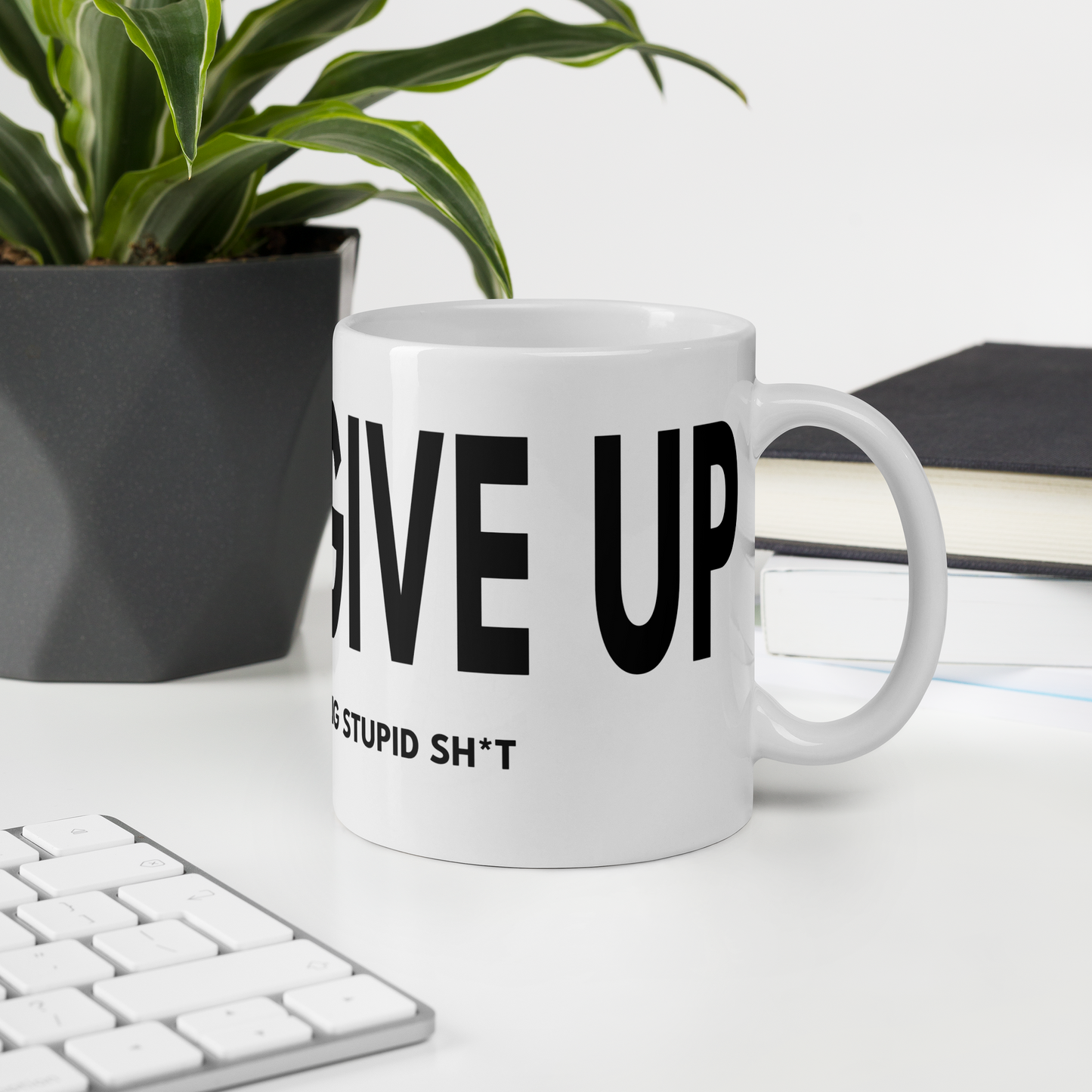 "Don't Give Up – Bold Motivational Mug (Wraparound Design)"